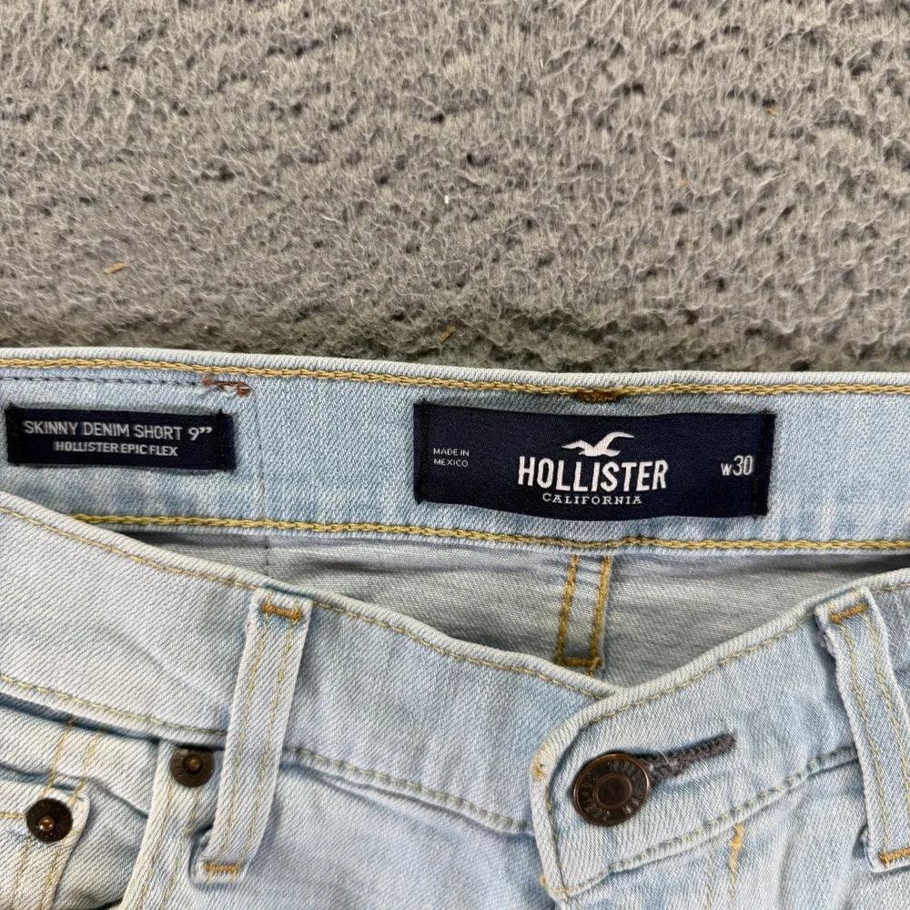 Hollister Epic Flex Shorts Mens 30 Blue Denim Bermuda Faded Distressed Stretch